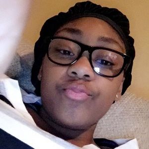 Meet your Posher, Destiny